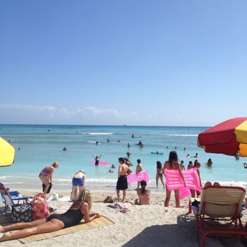 Waikiki Beach - Crowded beach with unfriendly locals. Avoid. - Beaches Near Me Waikiki Beach - Crowded beach with unfriendly locals. Avoid. - Beaches Near Me