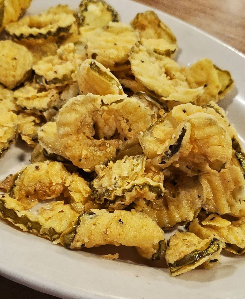 MIKE’S CATFISH INN Updated September 2024 53 Photos & 70 Reviews