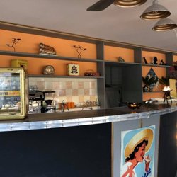 Hogarts Circus Caffee