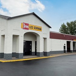 Les Schwab Tire Center
