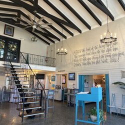Georgia Deans Restaurant and Bar - Front dining room and host stand