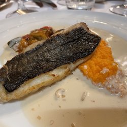 Gallia et Londres - Sea bass on carrot mousse and cream