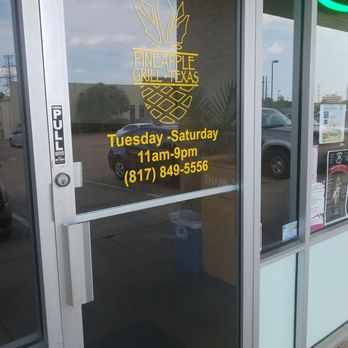 Pineapple Grill  - Hawaiian Near Me - Hurst, Texas