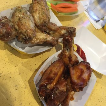 Buffalo Wild Wings - Traditional wings - perfect - American Near Me - Kalamazoo, Michigan Buffalo Wild Wings - Traditional wings - perfect - American Near Me - Kalamazoo, Michigan