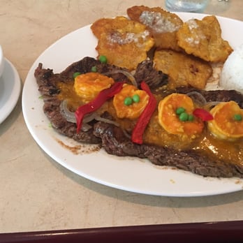 Don Carlin - Ordered skirt steak with shrimp and switch to garlicky tostones instead of plantains ! - Cuban Near Me - Sunrise, Florida Don Carlin - Ordered skirt steak with shrimp and switch to garlicky tostones instead of plantains ! - Cuban Near Me - Sunrise, Florida