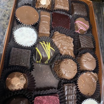 Edible Arrangements - Candy for my friends for sweet treat! - Gift Shops Near Me - Brentwood, California