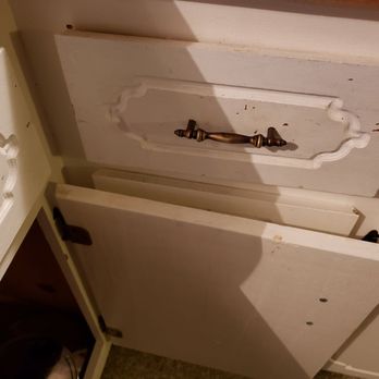 Riviera Resort - All the cabinet fronts and hardware was dirty. - Resorts Near Me - Prudenville, Michigan