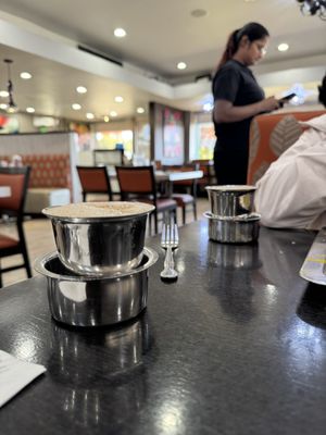 Saravanaa Bhavan by null