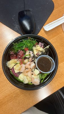 Hilo Poke & Sushi by null
