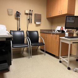 Capital Nephrology Medical Group - Exam Room