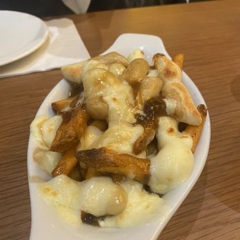 BHC Chicken Toronto - Poutine - Chicken Wings Near Me - Toronto, Ontario
