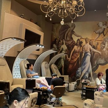 Caesars Nails & Spa - Pedicure area with giant mural - Nail Salons Near Me - Austin, Texas