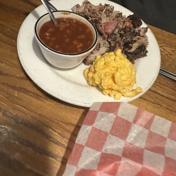 Millstone Southern Smoked BBQ - Pulled pork - Barbeque Near Me - Logan, Ohio