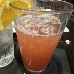 Cranberry and Strawberry Rhubarb Spritzer (non-alcohol) Cranberry and Strawberry Rhubarb Spritzer (non-alcohol)