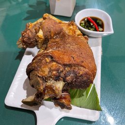Crispy Pata