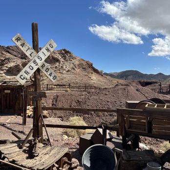 Calico Ghost Town - Railroad - Parks Near Me - Yermo, California Calico Ghost Town - Railroad - Parks Near Me - Yermo, California