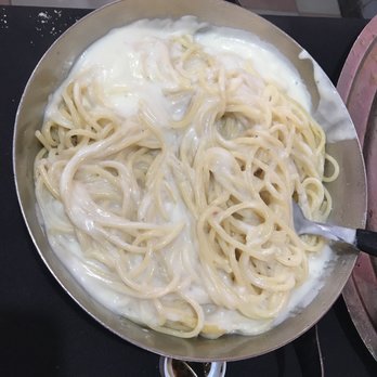 Cervantes II - Pasta with cream sauce- basic but still good - Argentine Near Me - Buenos Aires, C
