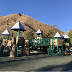Box Canyon Park - Pretty cool park playground 1.07.24
