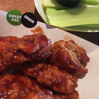 Buffalo Wild Wings - Chicken Wings Near Me - Fort Wright, Kentucky