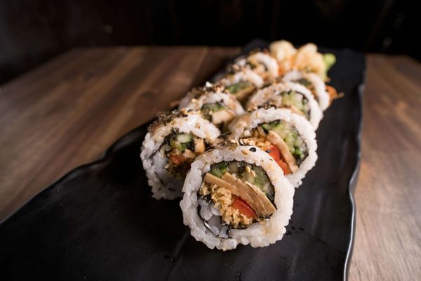 OPLANTE Vegan Sushi & Wok Végétalien Montreal (x Yuan) by null