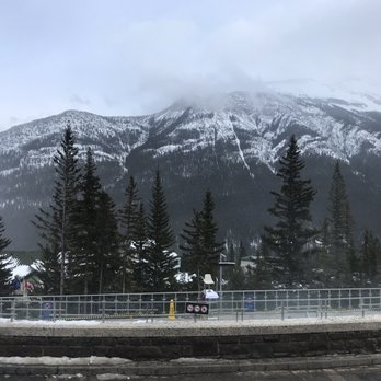 Banff Upper Hot Springs - Day Spas Near Me - Banff, Alberta Banff Upper Hot Springs - Day Spas Near Me - Banff, Alberta