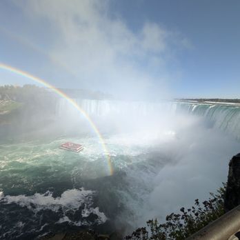 Niagara City Cruises - Boat Tours Near Me - Niagara Falls, Ontario