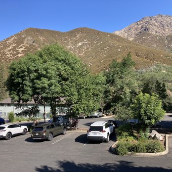 Yosemite Cedar Lodge - The view from our room. - Hotels Near Me - El Portal, California