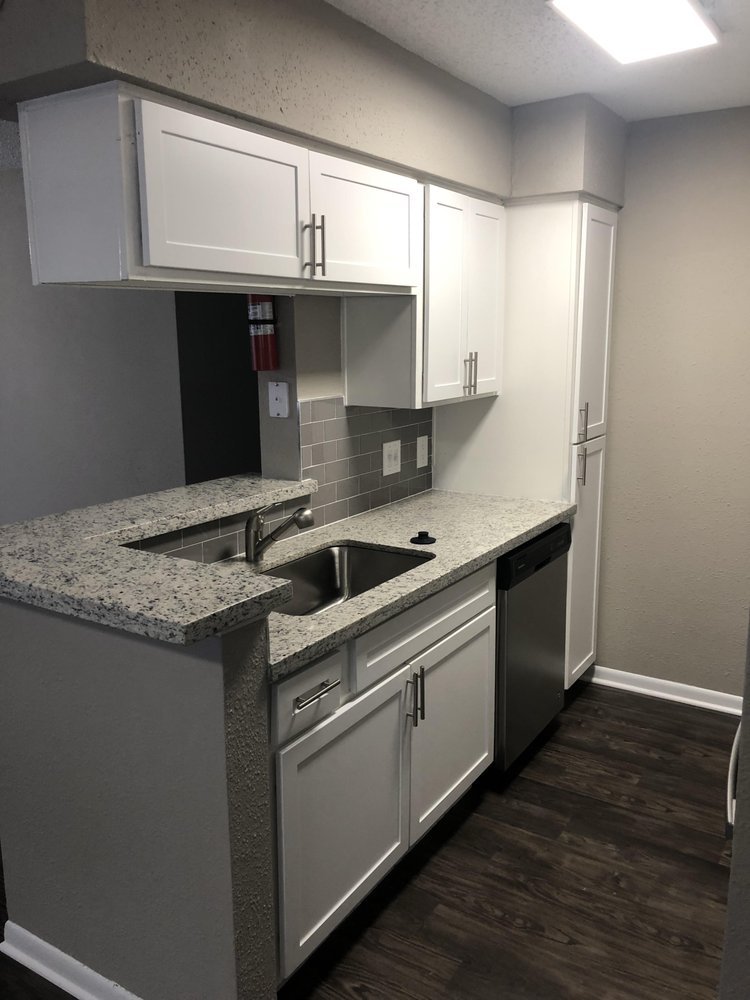 THE HUXLEY 23 Photos 8410 W Bartell Dr, Houston, Texas Apartments