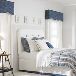 Cameo Draperies & Blinds - Drapery and Bedding