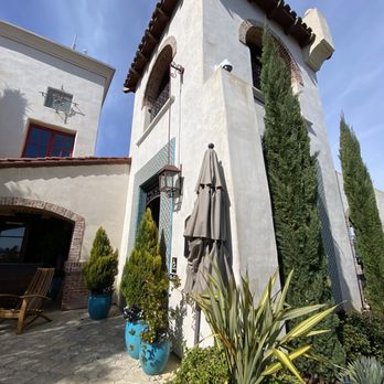 DAOU Vineyards - Wineries Near Me - Paso Robles, California DAOU Vineyards - Wineries Near Me - Paso Robles, California