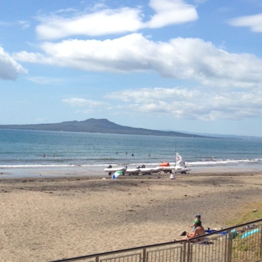 Murrays Bay Beach - View of Rangitoto from Murrays Bay Beach - Boating Near Me - Auckland, AUK