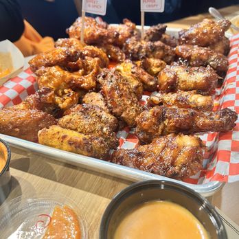 Goobne chicken - Chicken wing platter - Chicken Shop Near Me - Carrollton, Texas