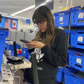 Walmart - Incompetent online pick up service manager - Department Stores Near Me - Panorama City, California Walmart - Incompetent online pick up service manager - Department Stores Near Me - Panorama City, California