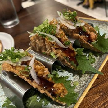 Aloha Steak House - Poke tacos - Steakhouses Near Me - Honolulu, Hawaii
