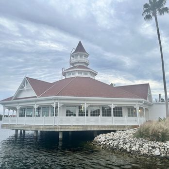 Narcoossee's - Beautiful architecture. Fireworks viewing area. The free resort boat launch is here at the dock. - New American Near Me - Lake Buena Vista, Florida