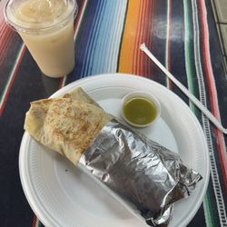 Burrito asada  Horchata