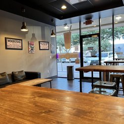 Jade's Tea House - Inside