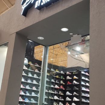 Premier By Showtime - Men's Clothing Near Me - Sunrise, Florida