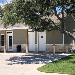 Majestic Oak Resort