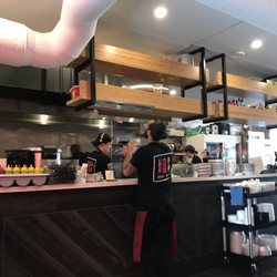 Hop Bop Noodle Shop - Open kitchen