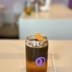 Dayglow - Hojicha tonic