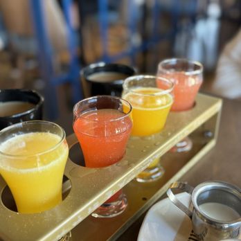 Hash Kitchen - Mimosa Flight - New American Near Me - Peoria, Arizona Hash Kitchen - Mimosa Flight - New American Near Me - Peoria, Arizona
