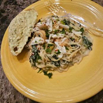 TTP Kitchen - Shrimp and Crab Alfredo - Caterers Near Me TTP Kitchen - Shrimp and Crab Alfredo - Caterers Near Me