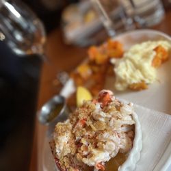 Turner's Seafood - Salem