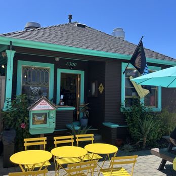 Shaka Shack - Entrance - Hawaiian Near Me - Alameda, California Shaka Shack - Entrance - Hawaiian Near Me - Alameda, California