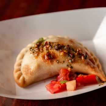 Diego's Empanadas - a plate of empanadas - Empanadas Near Me Diego's Empanadas - a plate of empanadas - Empanadas Near Me