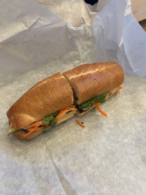 Nom Nom Bánh Mì by null