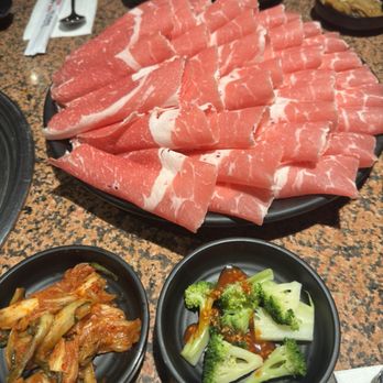Cham Sut Gol - Brisket - Korean Near Me - Glendale, California
