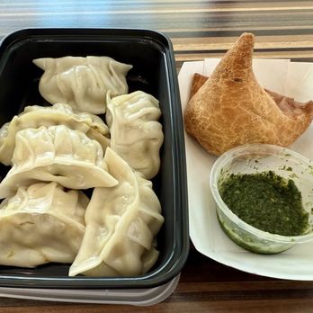 THE MOMO SPOT - Updated August 2025 - 44 Photos & 13 Reviews