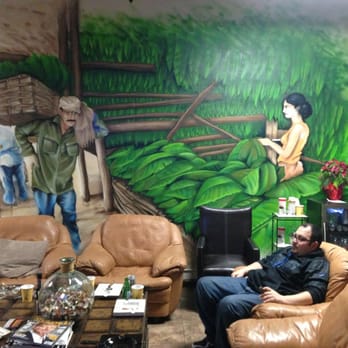 Robusto Cigars - Tobacco Shops Near Me - Arcadia, California